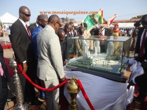 Thierno-Amadou-Camara-mùosaiqueguinee-Alpha-waqf-300x225