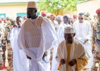 Général Mamadi Doumbouya: un Président  refondateur proche de ses concitoyens